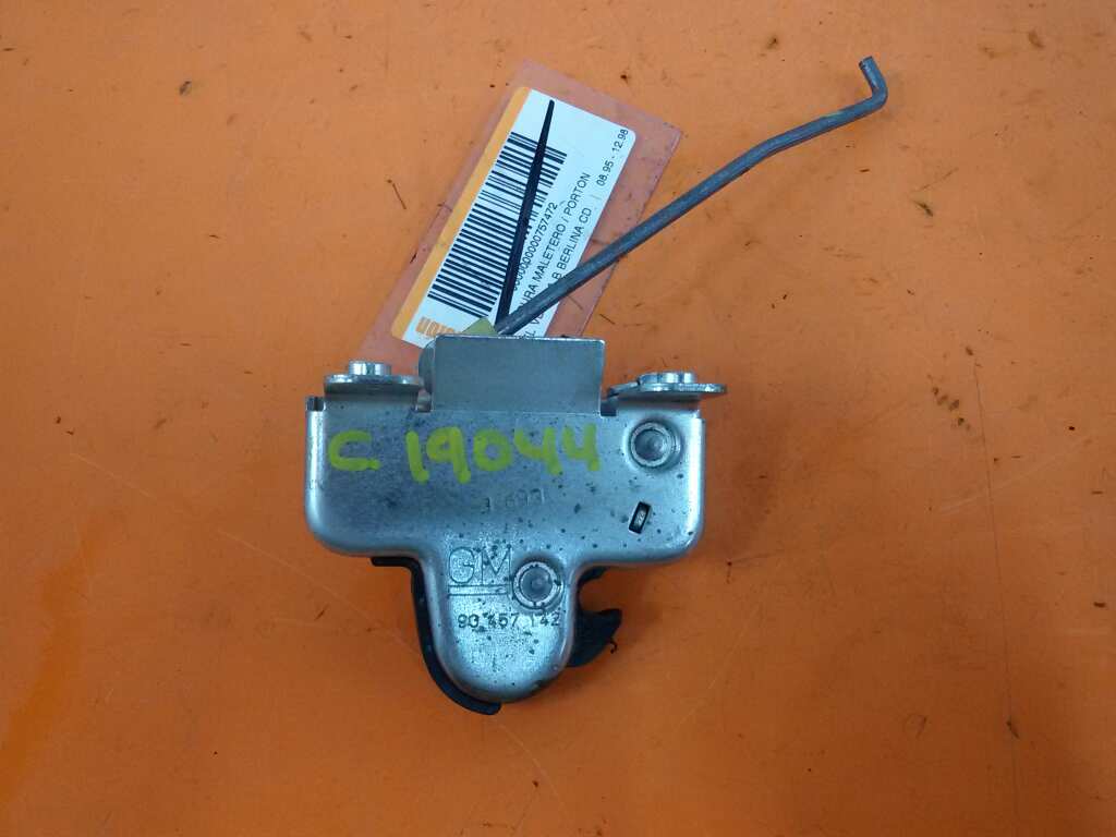 CERRADURA MALETERO / PORTON