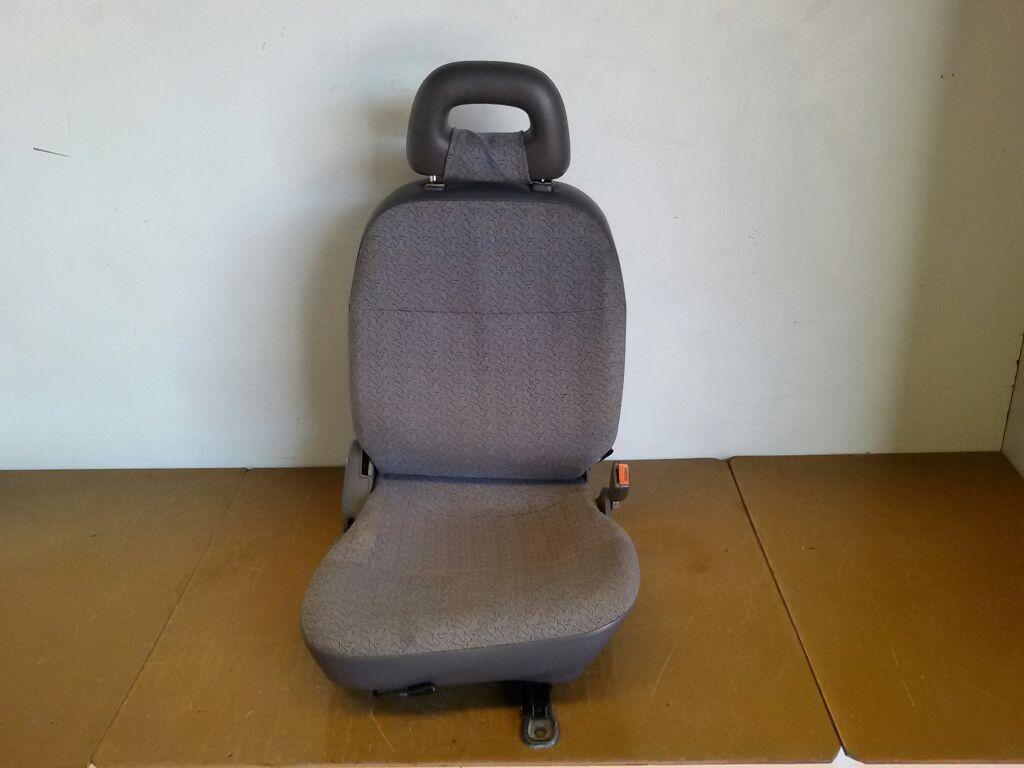 ASIENTO DELANTERO DERECHO