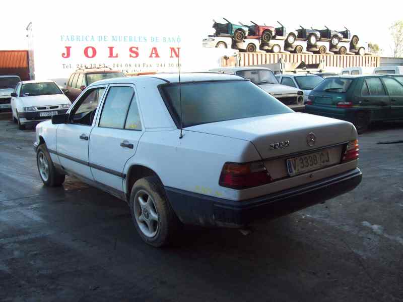 MERCEDES CLASE E (W124) BERLINA 1984