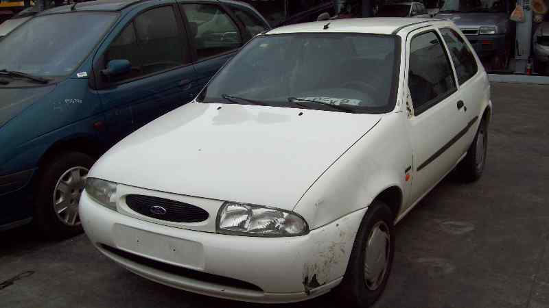 FORD FIESTA BERLINA 1995