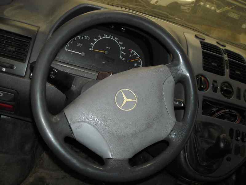 MERCEDES VITO (W638) CAJA CERRADA 1999