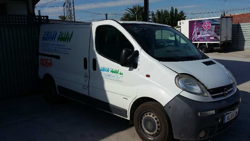 OPEL VIVARO 2001