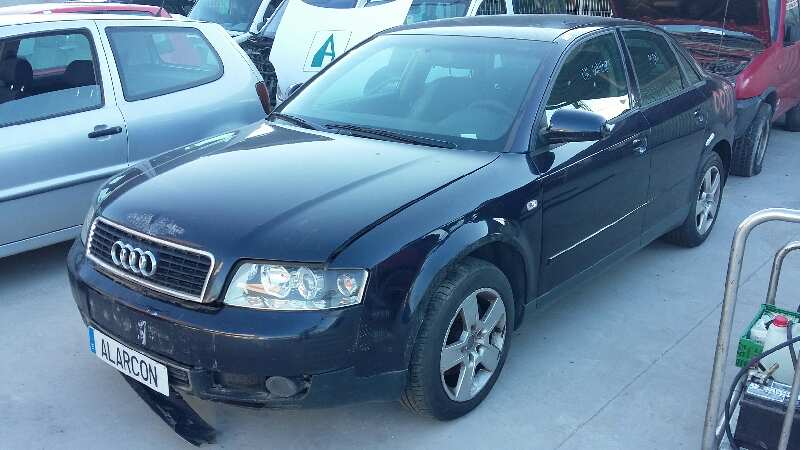 AUDI A4 BERLINA (8E) 2000
