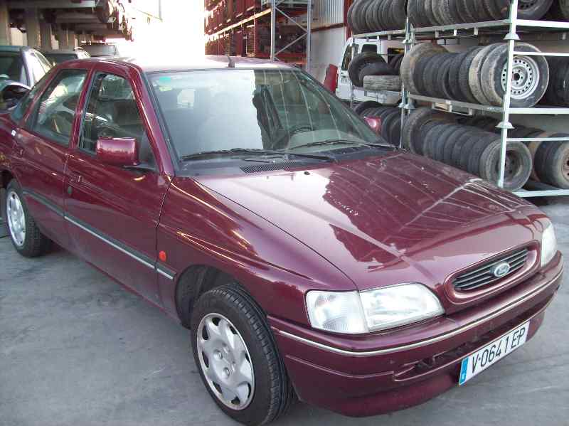 FORD ESCORT BERLINA/TURNIER 1990