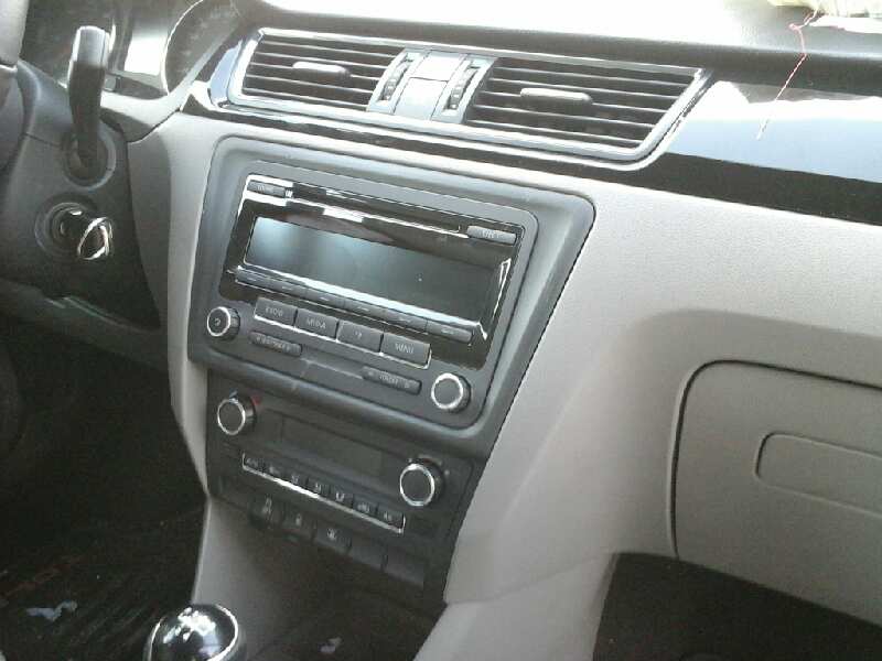 SEAT TOLEDO (KG3) 2012