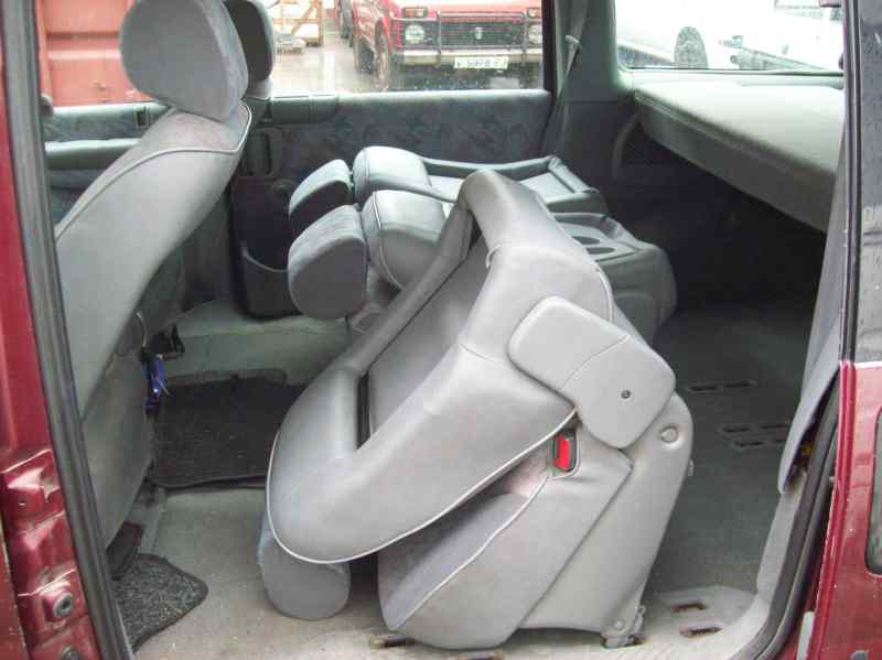 PEUGEOT 806 1994