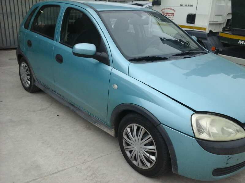 OPEL CORSA C 2000