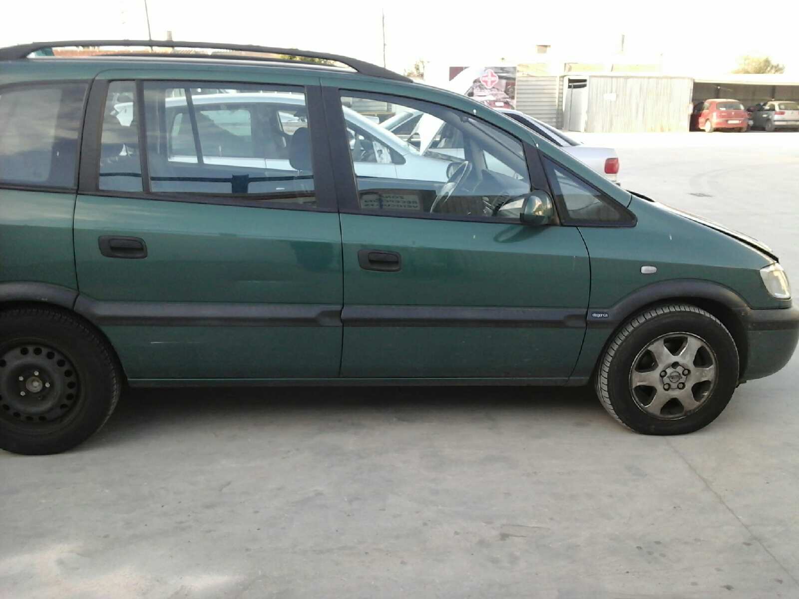 OPEL ZAFIRA A 2000