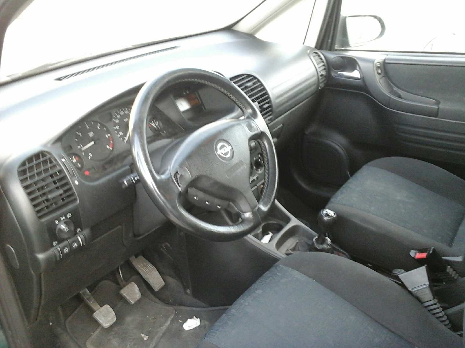 OPEL ZAFIRA A 2000