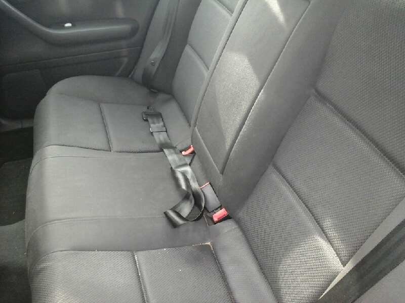 AUDI A4 BERLINA (8E) 2000