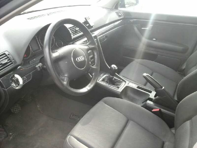 AUDI A4 BERLINA (8E) 2000