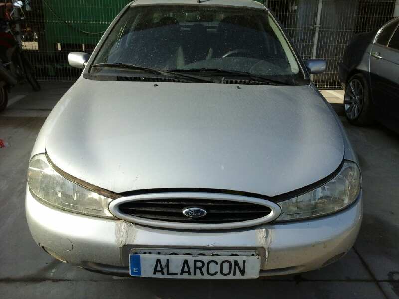 FORD MONDEO BERLINA (GD) 1999