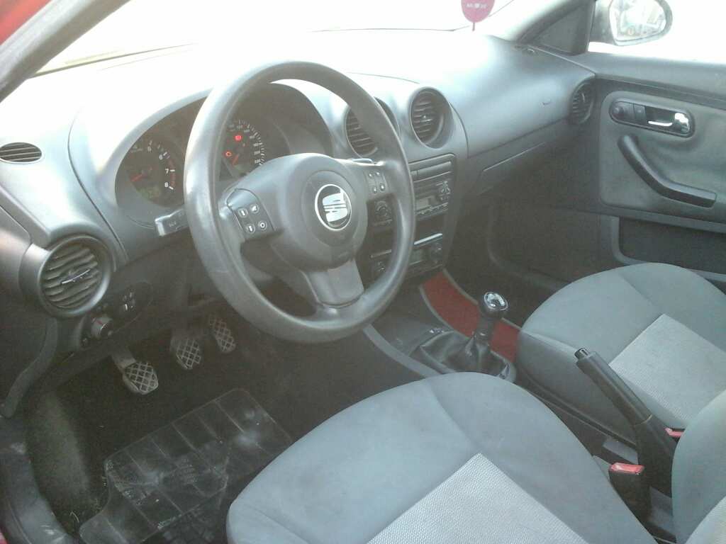 SEAT IBIZA (6L1) 2004