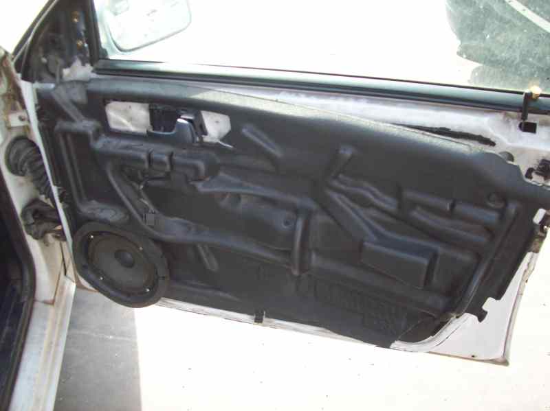 VOLKSWAGEN PASSAT BERLINA (3A2) 1993