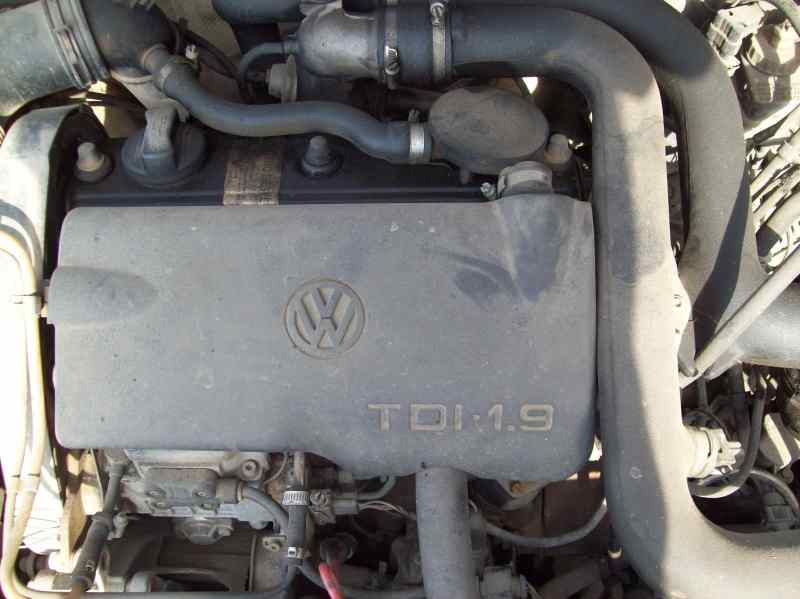 VOLKSWAGEN PASSAT BERLINA (3A2) 1993