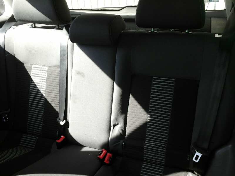 VOLKSWAGEN POLO (9N3) 2008