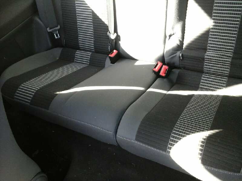 VOLKSWAGEN POLO (9N3) 2008