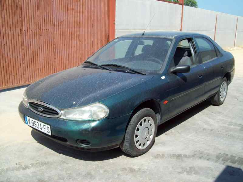 FORD MONDEO BERLINA (GD) 1996