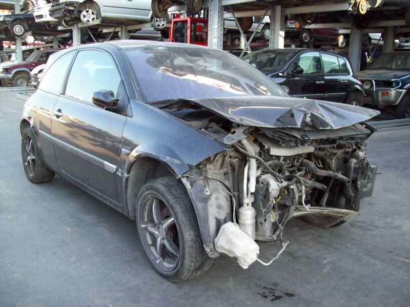 RENAULT MEGANE II BERLINA 3P 2002