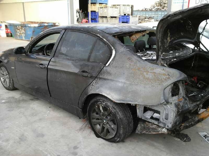 BMW SERIE 3 BERLINA (E90) 2004