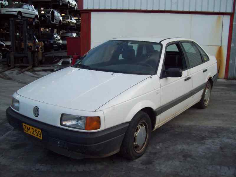 VOLKSWAGEN PASSAT BERLINA (312) 1988