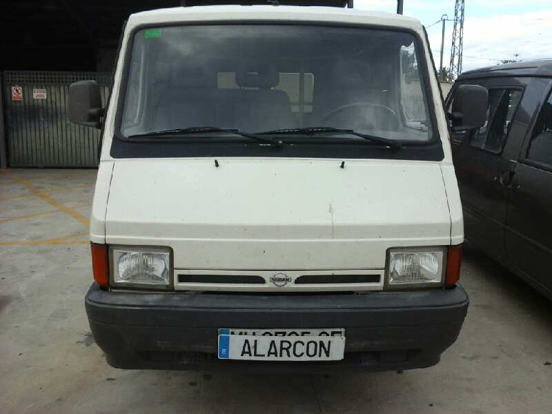 NISSAN TRADE 100 1996
