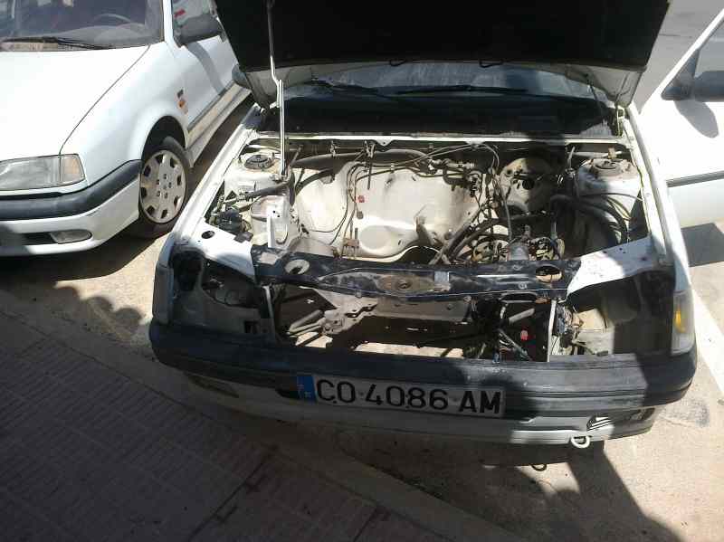 PEUGEOT 205 BERLINA 1995