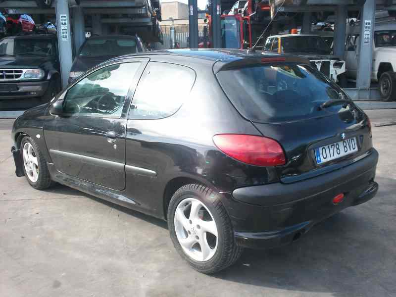 PEUGEOT 206 BERLINA 1999