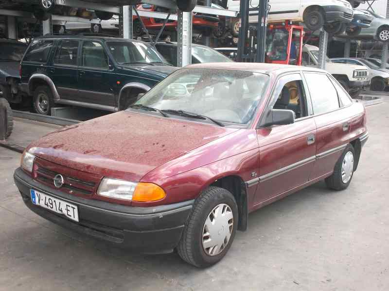 OPEL ASTRA F BERLINA 1992