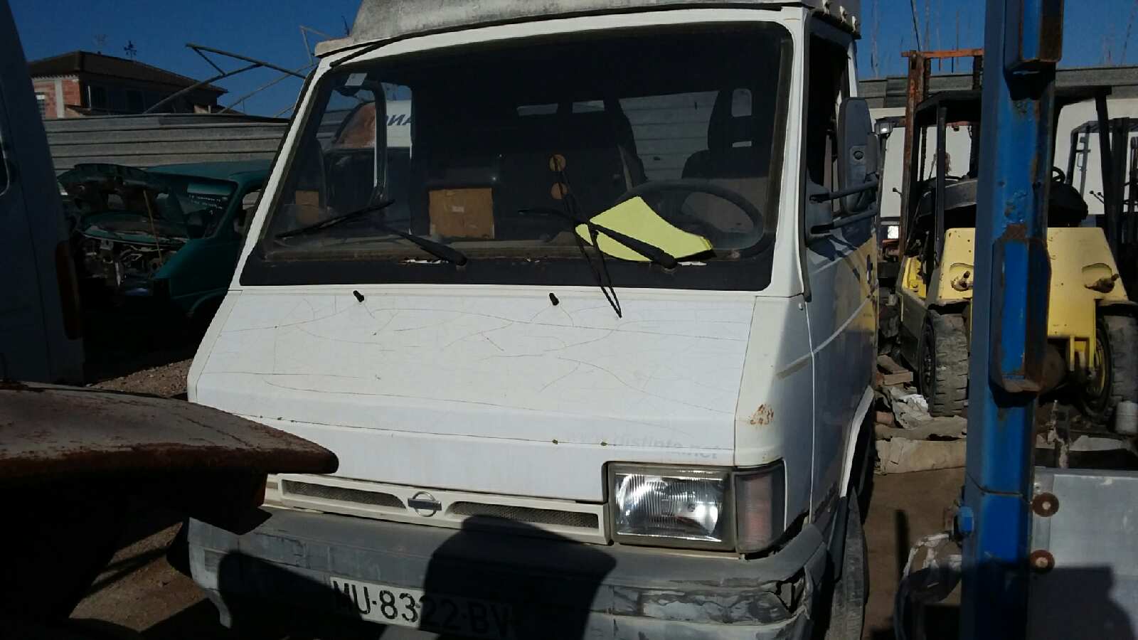 NISSAN TRADE 100 1996