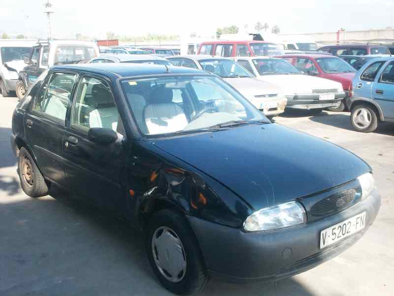 FORD FIESTA BERLINA 1995