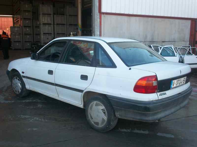 OPEL ASTRA F BERLINA 1993