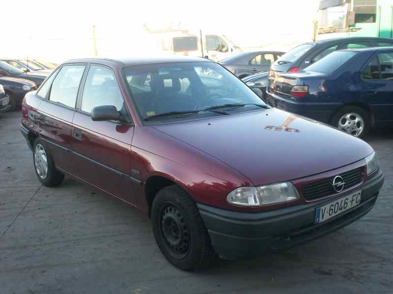 OPEL ASTRA F BERLINA 1993