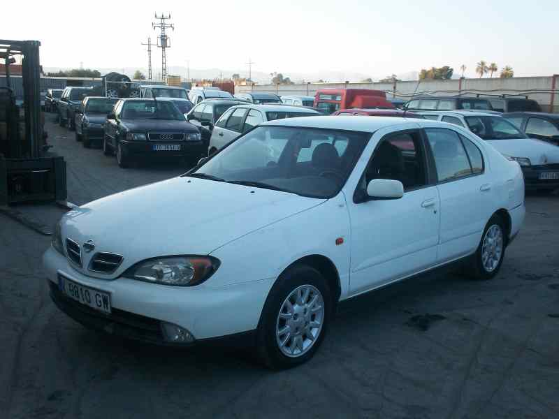 NISSAN PRIMERA BERLINA (P11) 2000