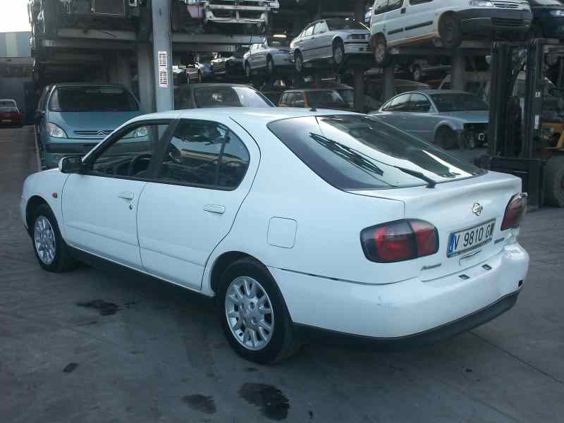 NISSAN PRIMERA BERLINA (P11) 2000