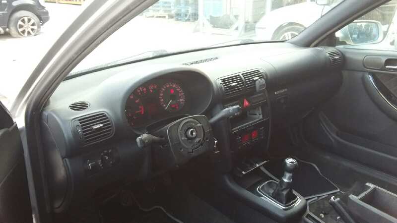 AUDI S3 (8L) 1998
