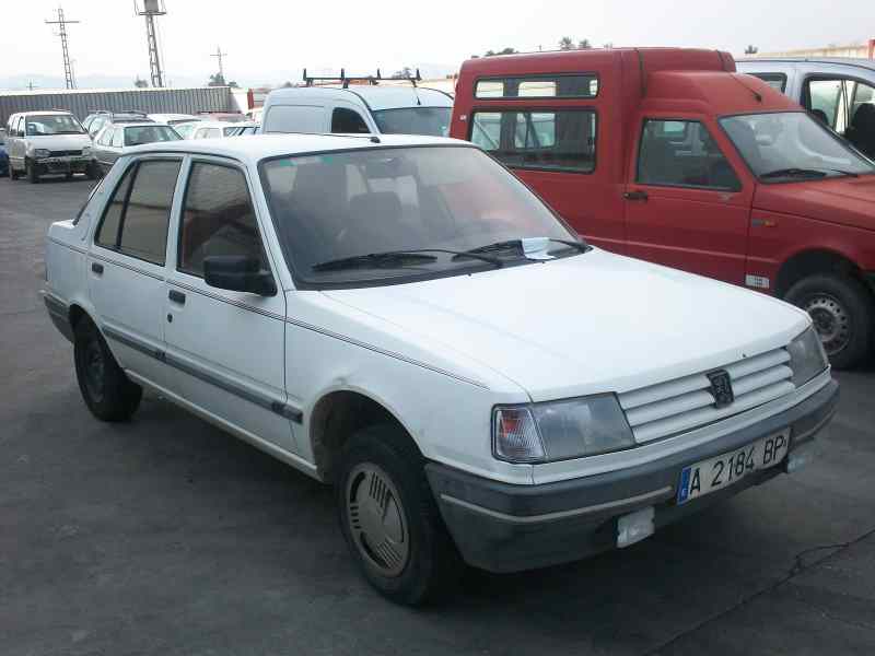 PEUGEOT 309 1986