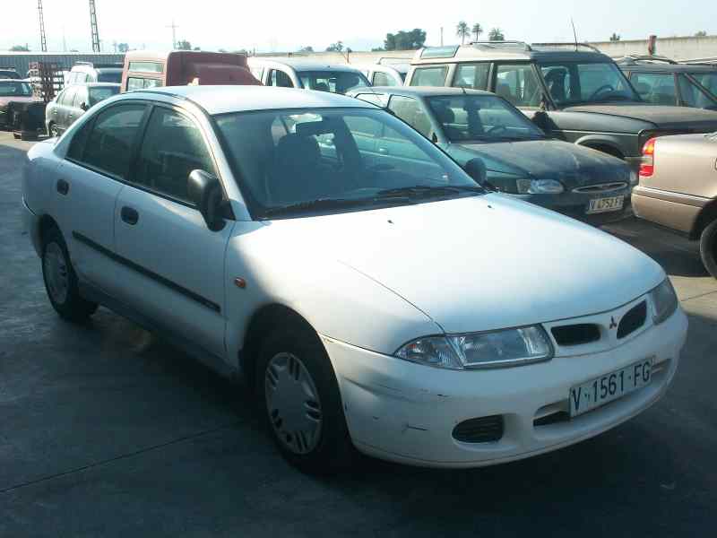 MITSUBISHI CARISMA BERLINA 4 (DA0) 1996