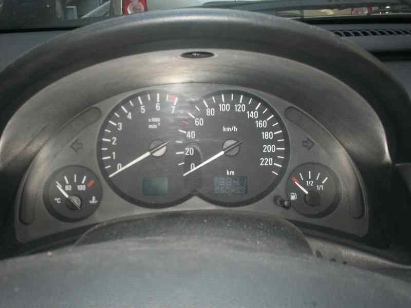 OPEL CORSA C 2000