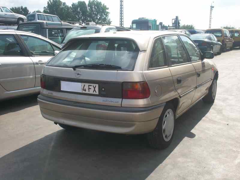 OPEL ASTRA F BERLINA 1997