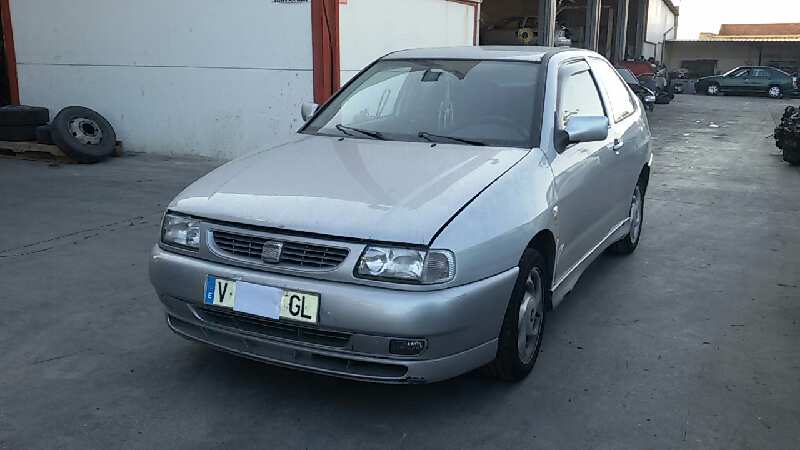 SEAT CORDOBA BERLINA (6K2) 1995