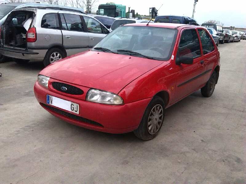 FORD FIESTA BERLINA 1995