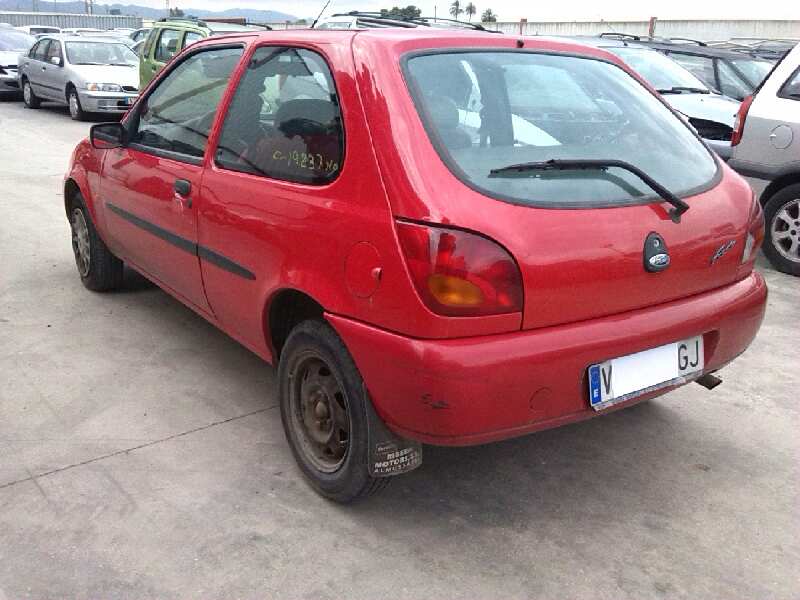 FORD FIESTA BERLINA 1995