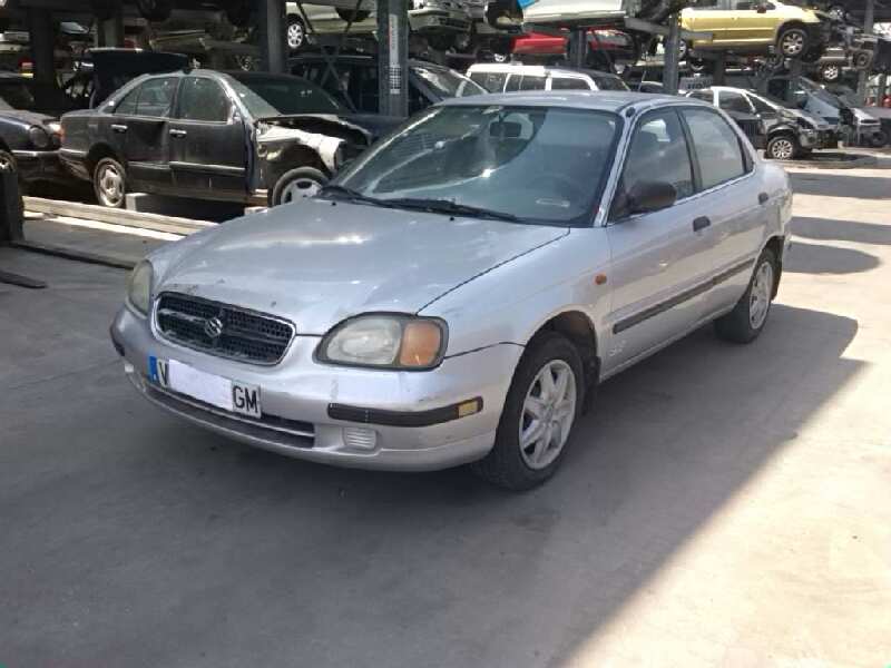 SUZUKI BALENO BERLINA SY (EG) 1999