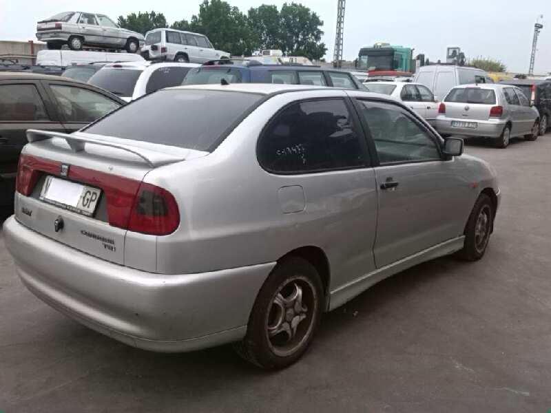 SEAT CORDOBA BERLINA (6K2) 1995