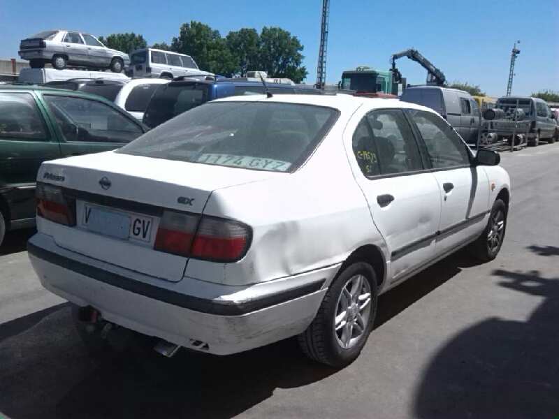 NISSAN PRIMERA BERLINA (P11) 1996