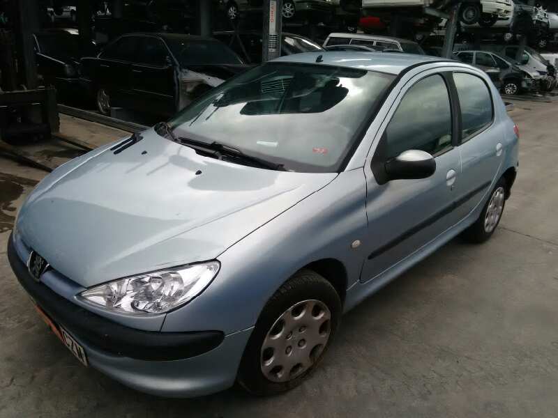 PEUGEOT 206 BERLINA 1998