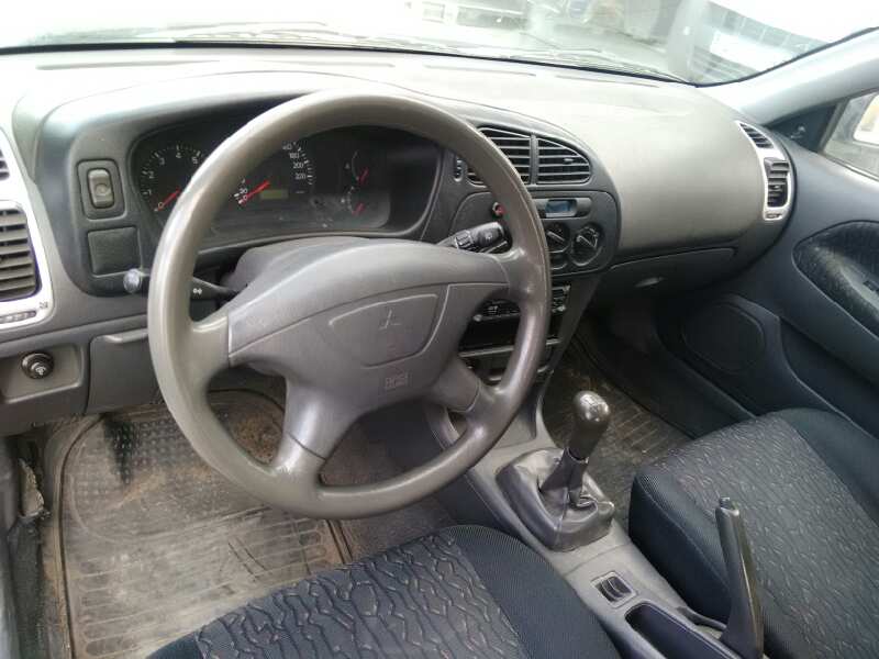 MITSUBISHI COLT (CJ0) 2000
