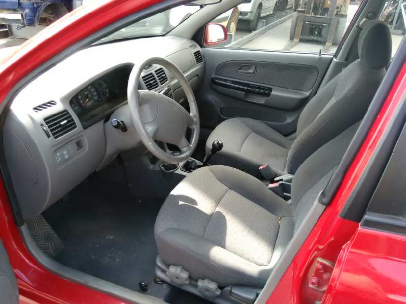 KIA RIO 2000