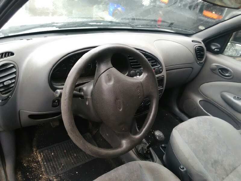 FORD FIESTA BERLINA 1996